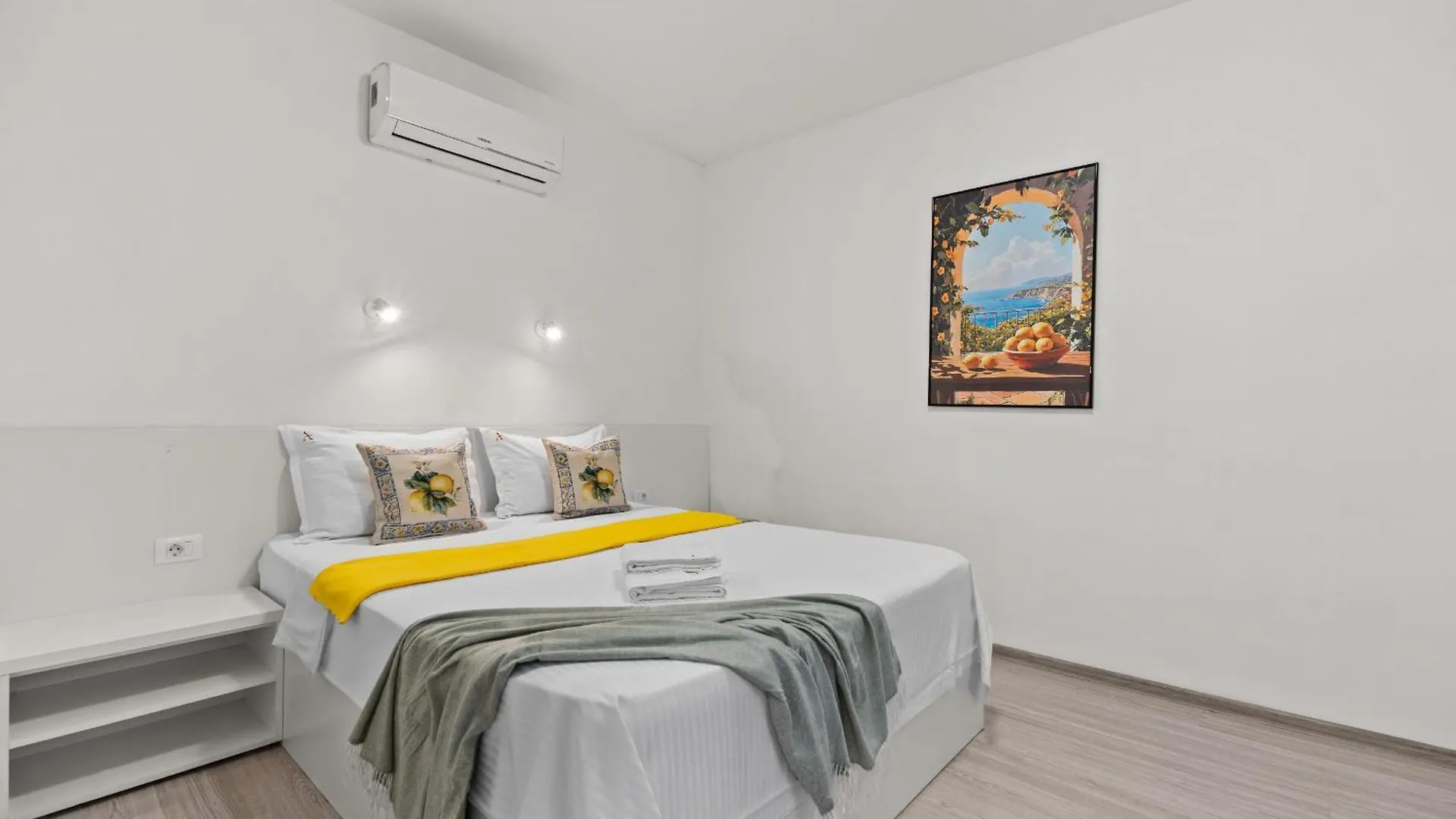 Continetal Little Studio Bukarest